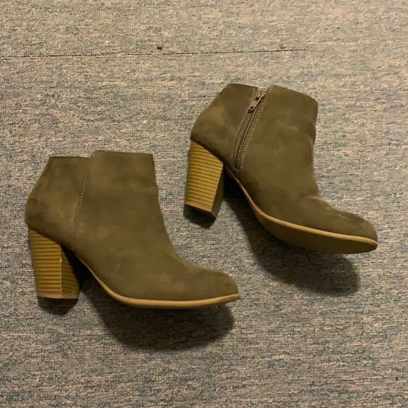 Old Navy Shoes - Green ankle boots - 50% off